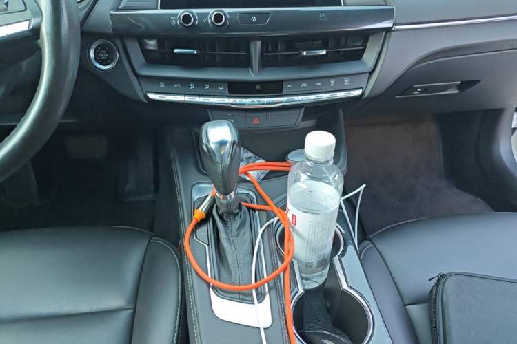 Used Cadillac CT4 2021 28T Fashion Edition Gear Lever