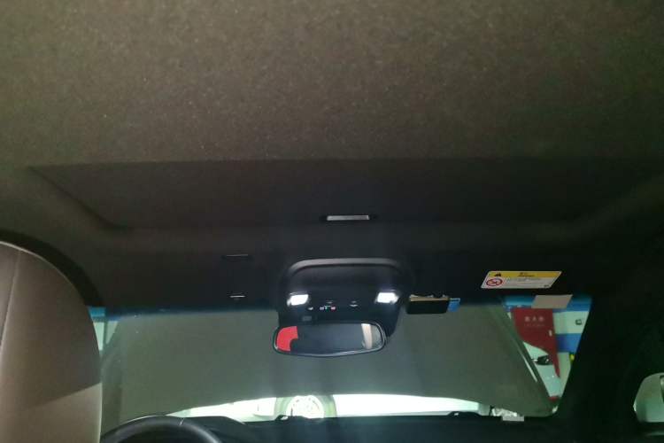 Used Cadillac CT4 2021 28T Luxury Model Headliner