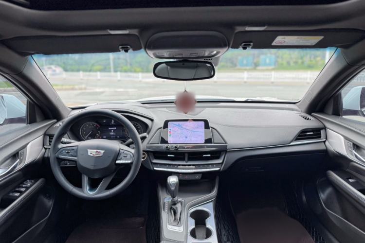 Used Cadillac CT4 2021 28T Luxury Model Interior 2