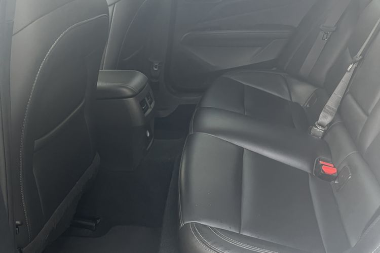 Used Cadillac CT4 2021 28T Fashion Edition Interior 2