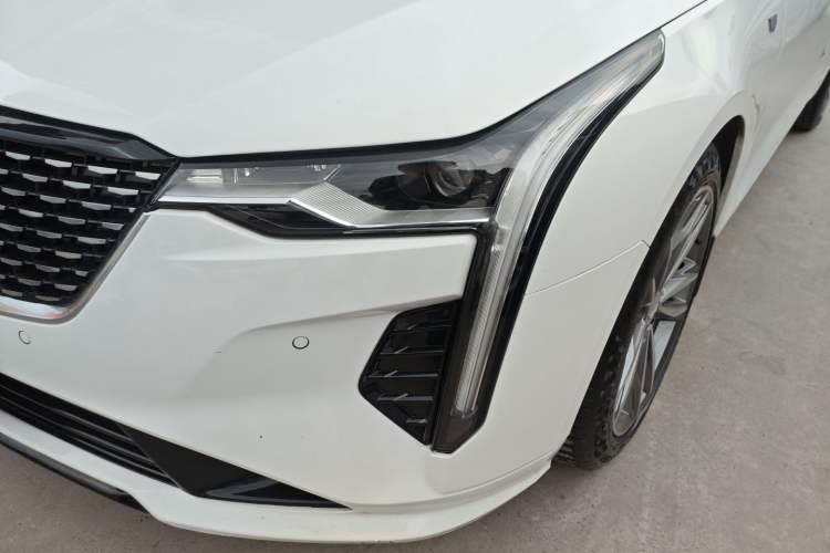 Used Cadillac CT4 2021 28T Luxury Model Left Front Headlight
