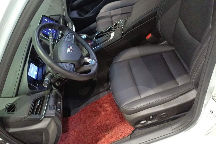 Used Cadillac CT4 2021 28T Fashion Edition Left Front Seat