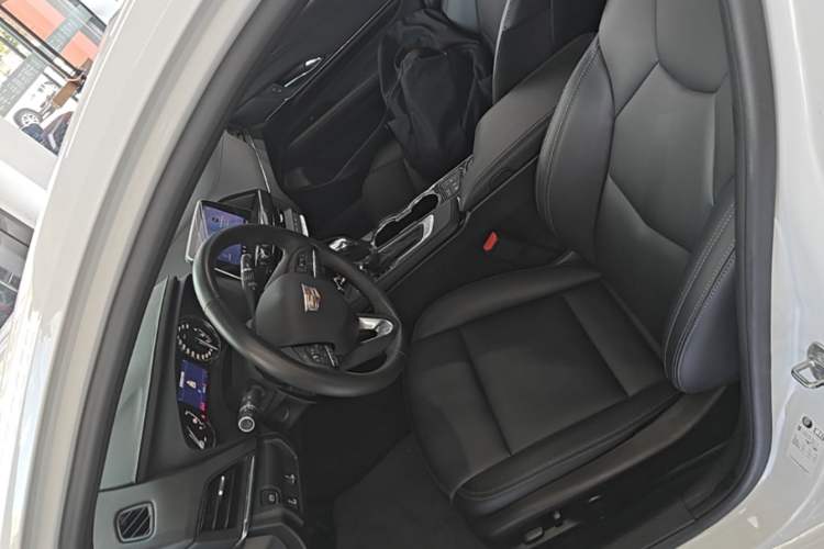 Used Cadillac CT4 2021 28T Fashion Edition Left Front Seat