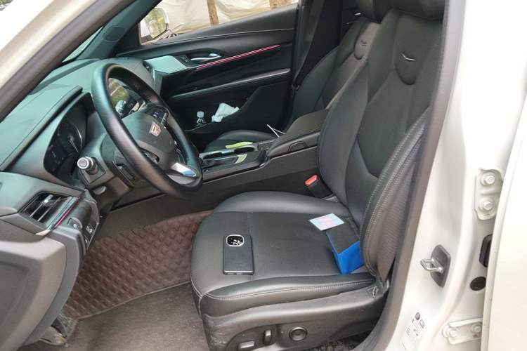 Used Cadillac CT4 2021 28T Luxury Model Left Front Seat