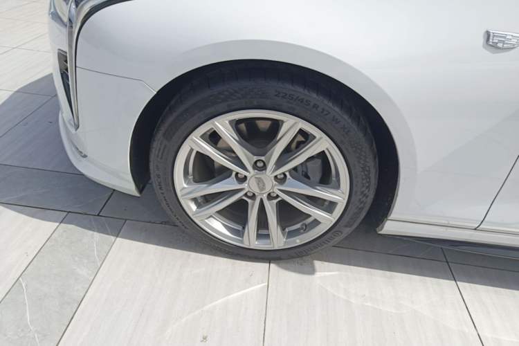 Used Cadillac CT4 2021 28T Fashion Edition Left Front Wheel Hub