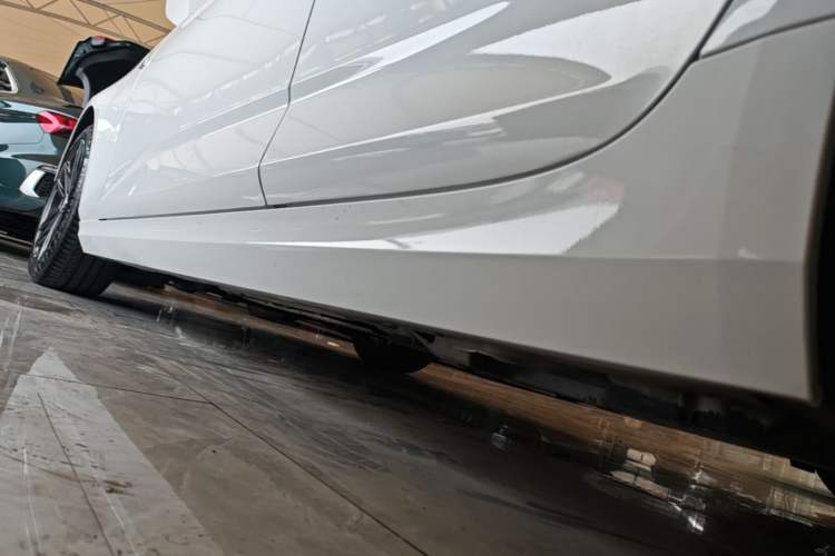 Used Cadillac CT4 2021 28T Luxury Model Left Side Sill