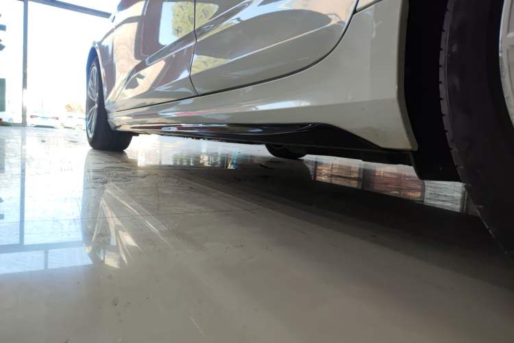 Used Cadillac CT4 2021 28T Fashion Edition Left Side Sill