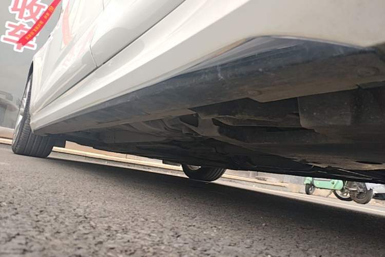 Used Cadillac CT4 2021 28T Fashion Edition Left Side Sill
