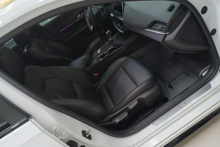 Used Cadillac CT4 2021 28T Fashion Edition Right Front Seat