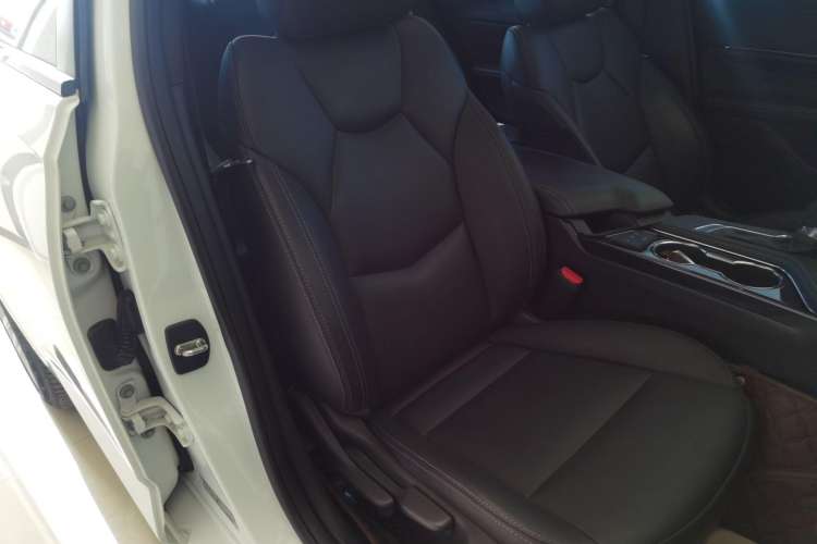 Used Cadillac CT4 2021 28T Fashion Edition Right Front Seat