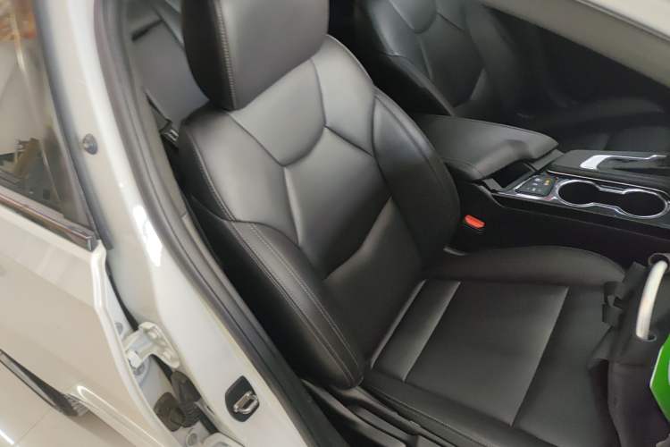 Used Cadillac CT4 2021 28T Fashion Edition Right Front Seat
