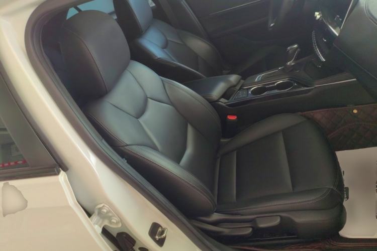 Used Cadillac CT4 2021 28T Fashion Edition Right Front Seat