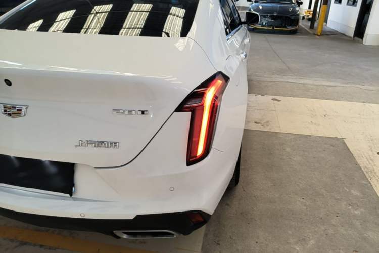 Used Cadillac CT4 2021 28T Luxury Model Right Rear Taillight