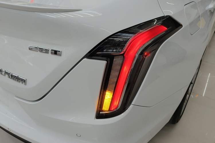 Used Cadillac CT4 2021 28T Fashion Edition Right Rear Taillight