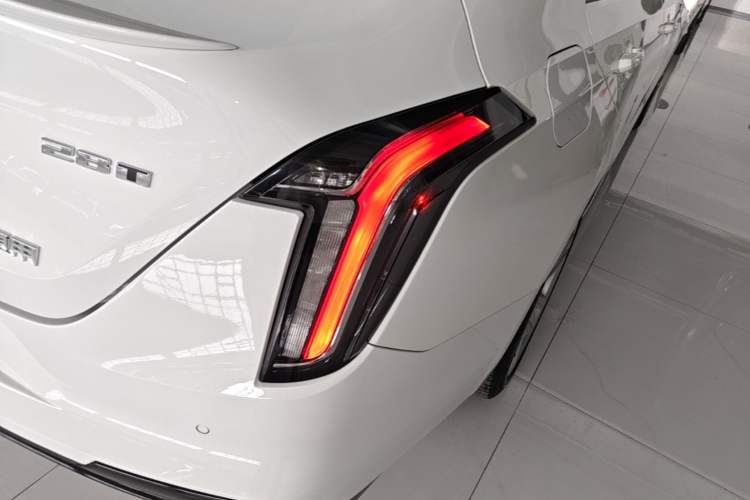Used Cadillac CT4 2021 28T Fashion Edition Right Rear Taillight