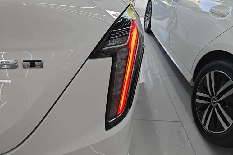 Used Cadillac CT4 2021 28T Fashion Edition Right Rear Taillight