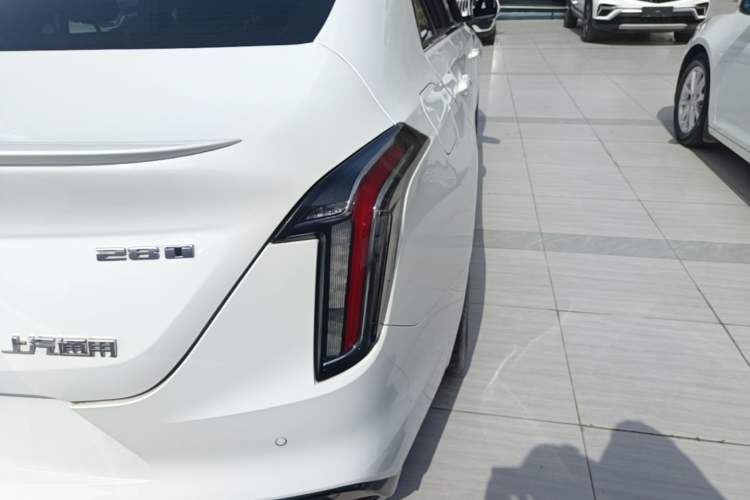 Used Cadillac CT4 2021 28T Fashion Edition Right Rear Taillight