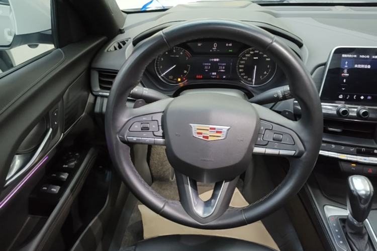 Used Cadillac CT4 2021 28T Fashion Edition Steering Wheel