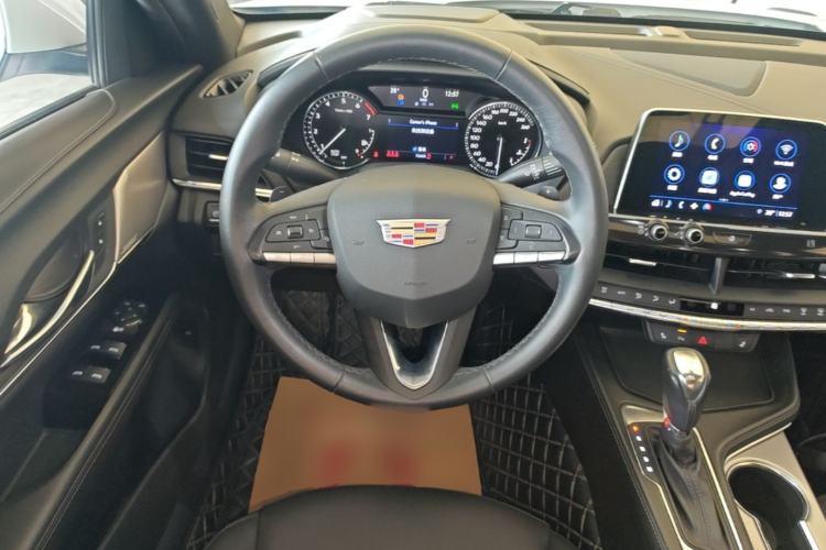Used Cadillac CT4 2021 28T Luxury Model Steering Wheel