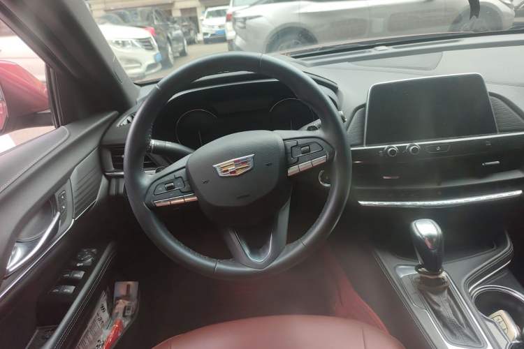 Used Cadillac CT4 2021 28T Fashion Edition Steering Wheel