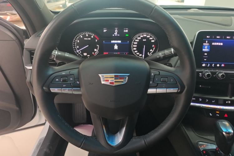 Used Cadillac CT4 2021 28T Luxury Model Steering Wheel