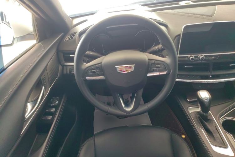 Used Cadillac CT4 2021 28T Fashion Edition Steering Wheel
