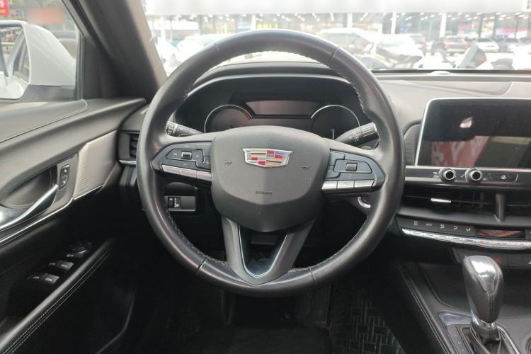 Used Cadillac CT4 2021 28T Luxury Model Steering Wheel