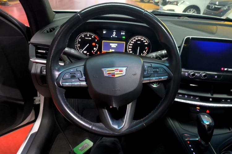 Used Cadillac CT4 2021 28T Fashion Edition Steering Wheel