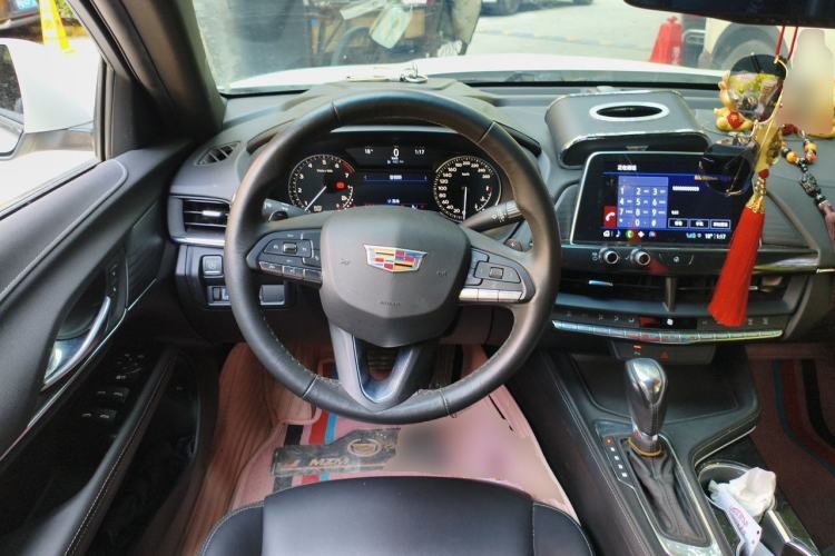 Used Cadillac CT4 2021 28T Fashion Edition Steering Wheel