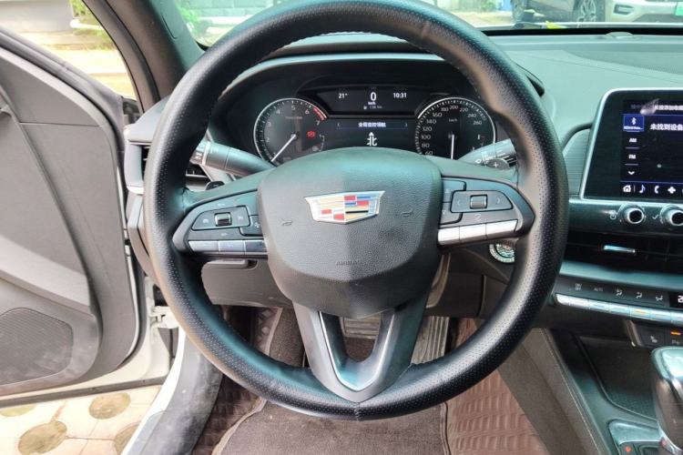 Used Cadillac CT4 2021 28T Luxury Model Steering Wheel