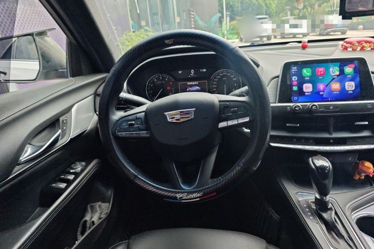 Used Cadillac CT4 2021 28T Luxury Model Steering Wheel