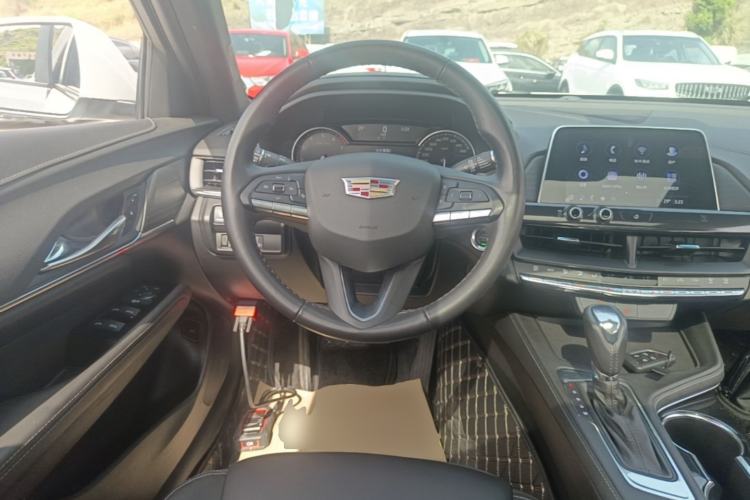 Used Cadillac CT4 2021 28T Fashion Edition Steering Wheel