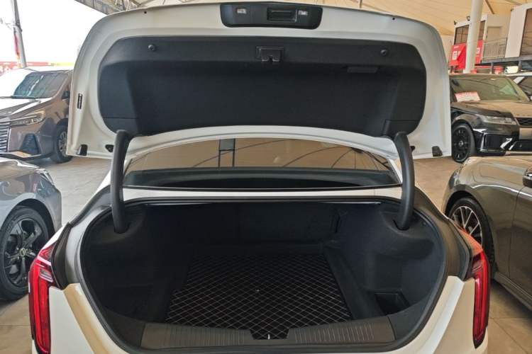 Used Cadillac CT4 2021 28T Luxury Model Trunk
