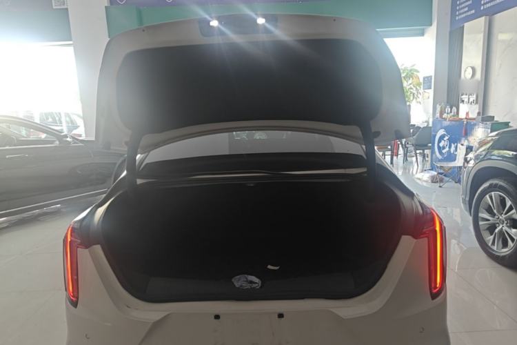 Used Cadillac CT4 2021 28T Fashion Edition Trunk