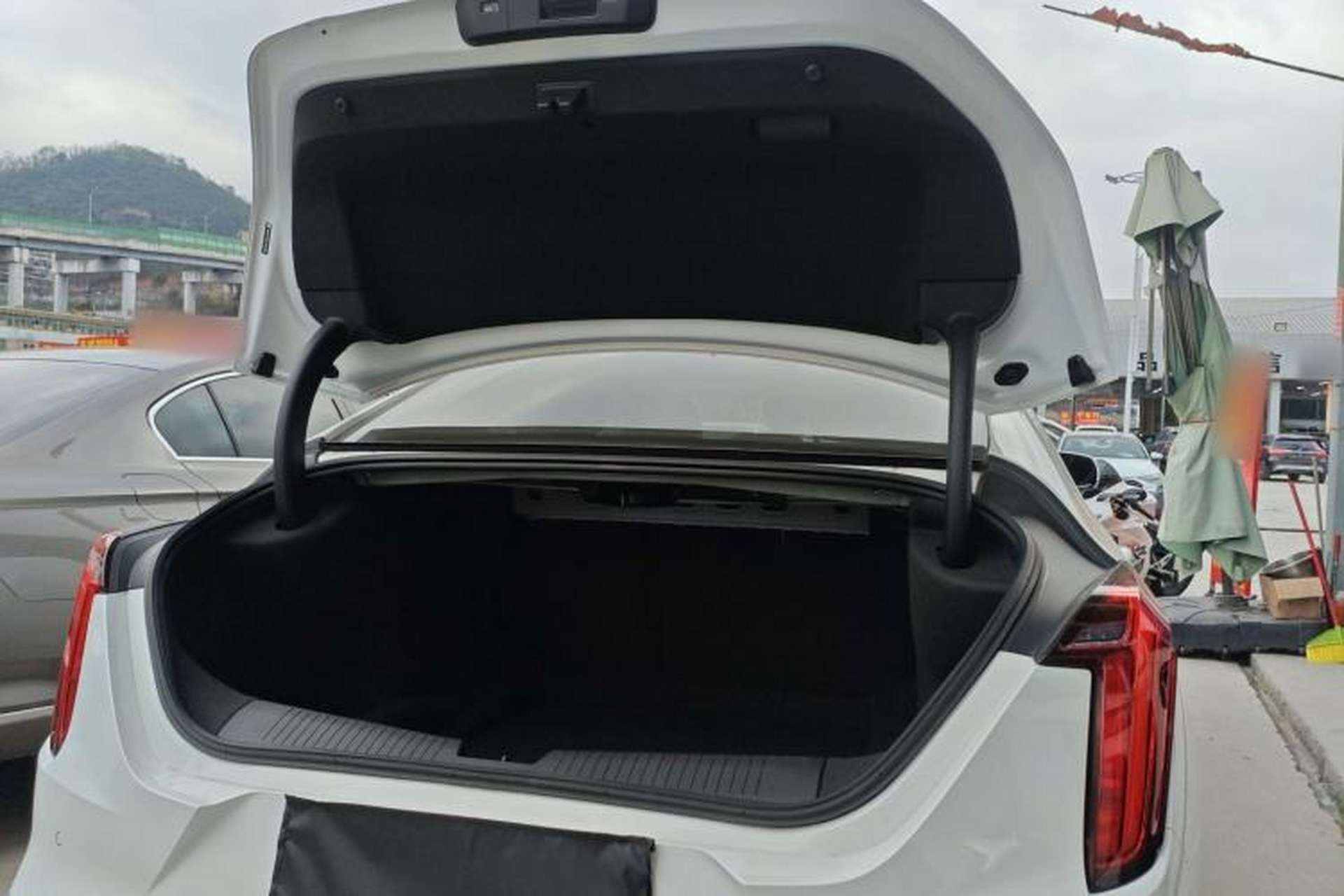 Used Cadillac CT4 2021 28T Luxury Model Trunk