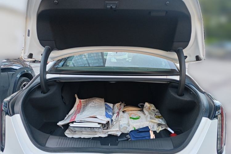 Used Cadillac CT4 2021 28T Fashion Edition Trunk