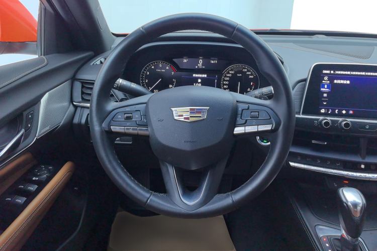 Used Cadillac CT4 2021 28T Luxury Model Steering Wheel