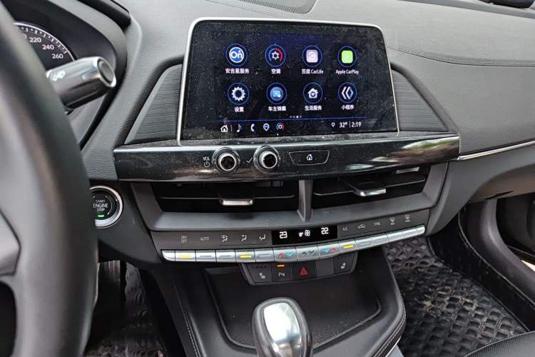 Used Cadillac CT4 2022 28T Luxury Edition Audio And AC Panel