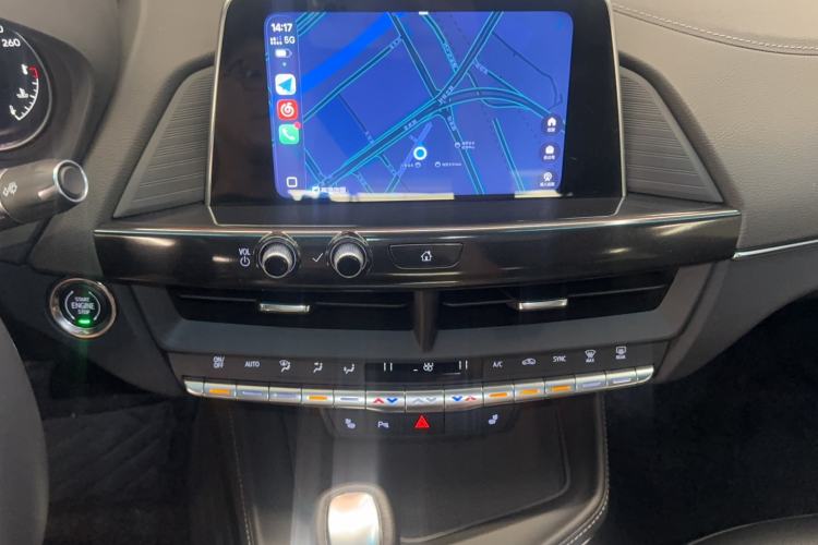 Used Cadillac CT4 2022 28T Luxury Edition Audio And AC Panel