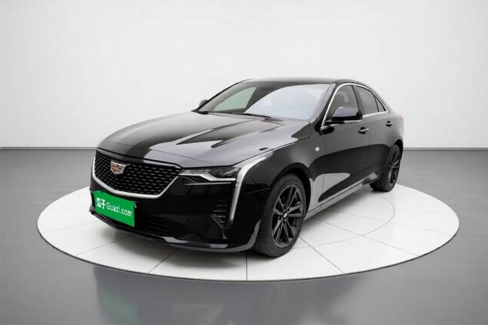 Cadillac CT4 2022