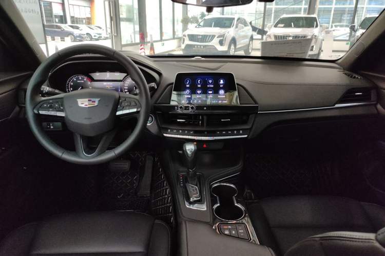 Used Cadillac CT4 2022 28T Fashion Edition Center Console
