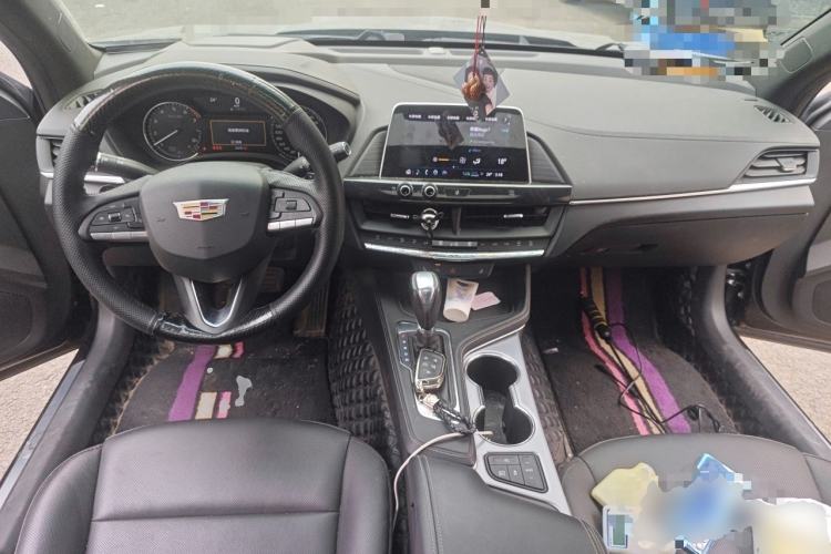 Used Cadillac CT4 2022 28T Luxury Edition Center Console