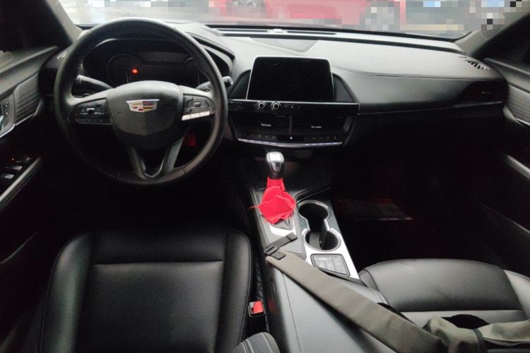 Used Cadillac CT4 2022 28T Fashion Edition Center Console