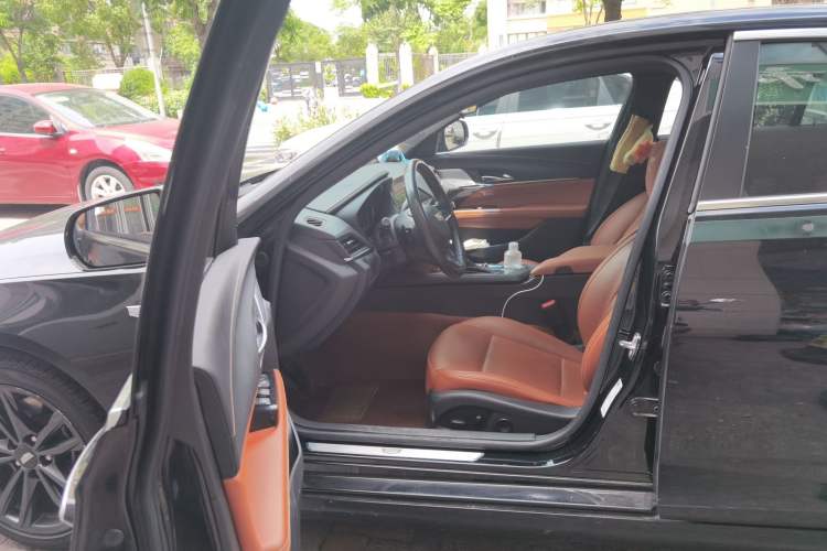 Used Cadillac CT4 2022 28T Luxury Edition Driver Seat