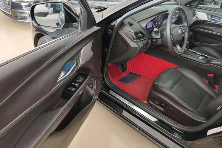 Used Cadillac CT4 2022 28T Luxury Edition Driver Seat