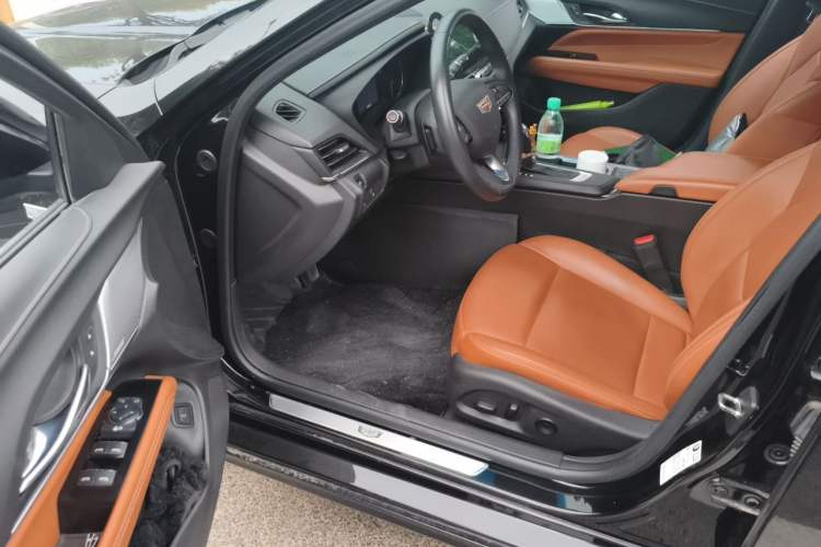 Used Cadillac CT4 2022 28T Luxury Edition Driver Seat