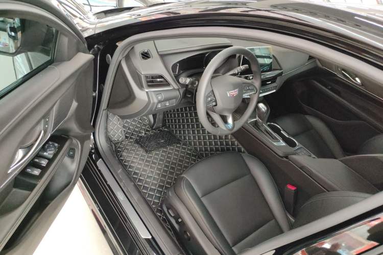 Used Cadillac CT4 2022 28T Fashion Edition Driver Seat