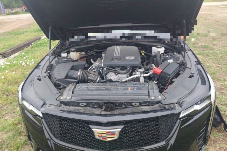 Used Cadillac CT4 2022 28T Fashion Edition Engine Bay
