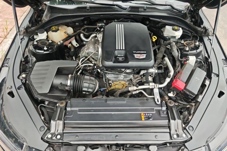 Used Cadillac CT4 2022 28T Fashion Edition Engine Bay