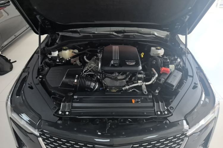 Used Cadillac CT4 2022 28T Luxury Edition Engine Bay